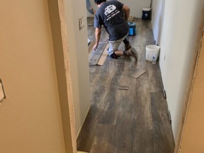 4 2 5 flooring being laid